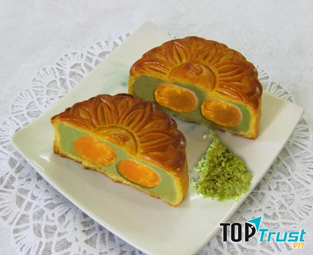 Toàn bộ nguyên liệu làm bánh đều được lựa chọn cẩn thận, kĩ lưỡng