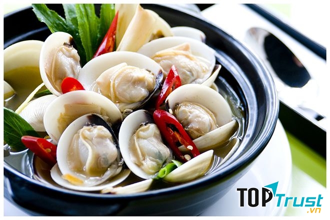 Ngao hấp gừng sả nóng hổi