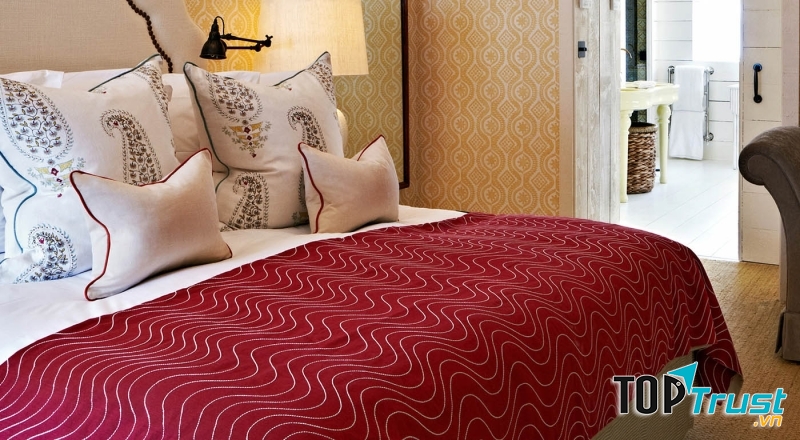 Nghề làm ấm giường ở UK