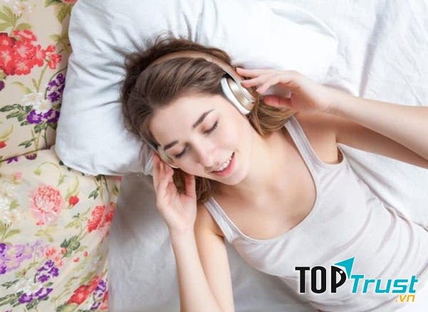 Nghe nhạc trước khi ngủ