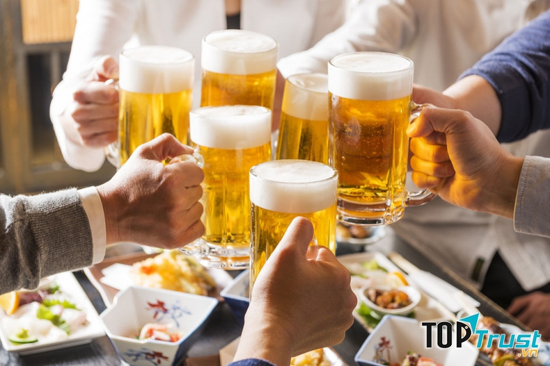 Ngộ nhận: Chỉ những cuộc chè chén say sưa mới gây ra những hậu quả về sức khỏe