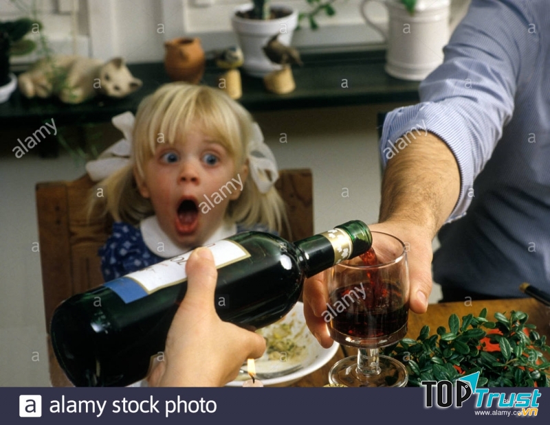 Ngộ nhận: Uống cốc nhỏ không vấn đề gì