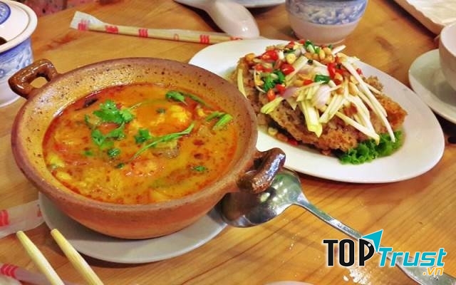 Món ăn Thái đúng chuẩn ở Ngò Rí