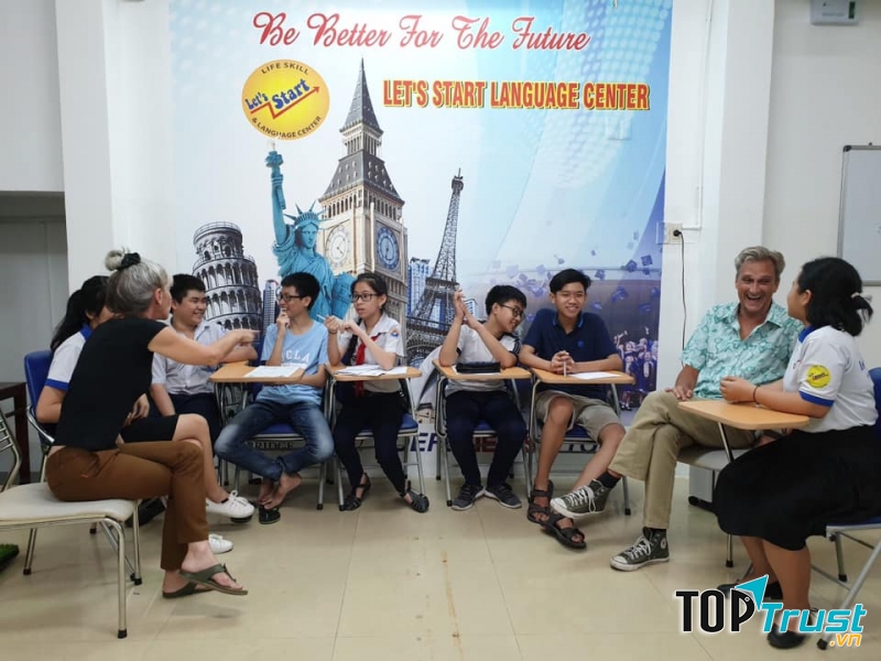 Ngoại ngữ Let's Start