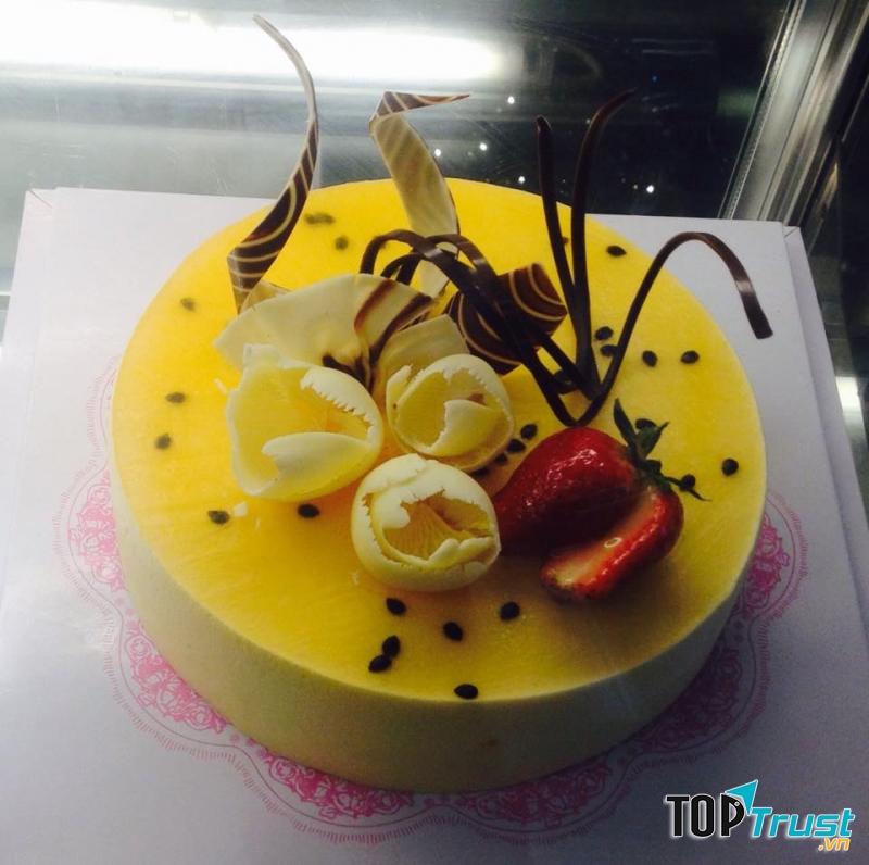 Những loại bánh khác do Ngọc Lan Bakery sản xuất đều ổn cả nhưng bánh mousse chanh dây này thì đặc biệt xuất sắc.