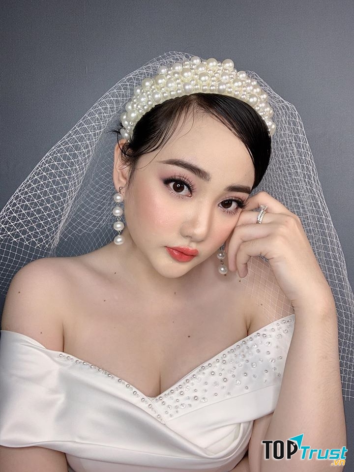 Ngọc Luận Make Up Artist.