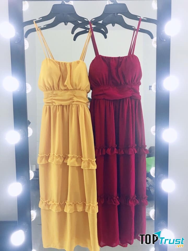 Mẫu đầm tại Ngọc Store