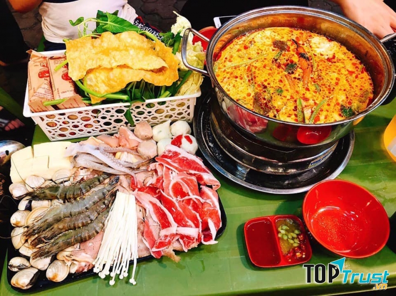 Ngói CTR - Lẩu Thái Tom Yum