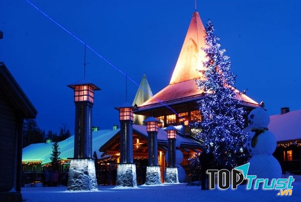 Một góc ngôi làng ông già Noel