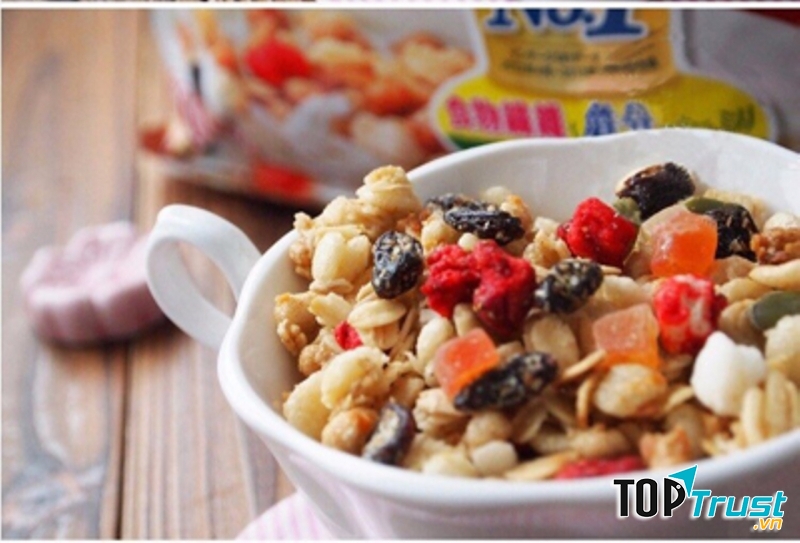 Ngũ cốc Calbee Nhật thích hợp với người cao tuổi