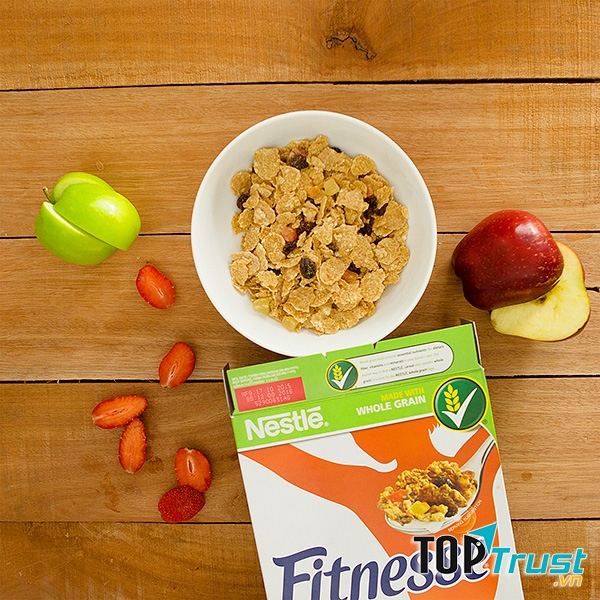 Ngũ cốc Nestlé Fitnesse And Fruit