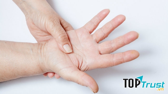 Ngứa ran hoặc tê bì