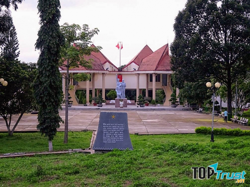 Ngục Kon Tum