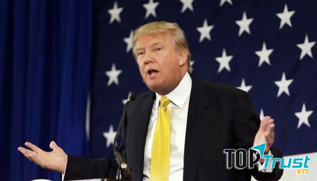 Người đầu tiên đề xuất lệnh cấm người Hồi giáo nhập cảnh vào Mỹ