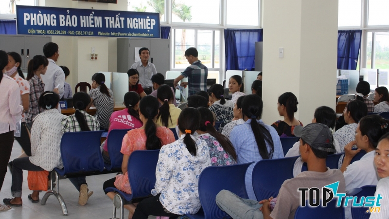 Người lao động bị chấm dứt hợp đồng lao động, hợp đồng làm việc nhưng không đủ điều kiện hưởng trợ cấp thất nghiệp