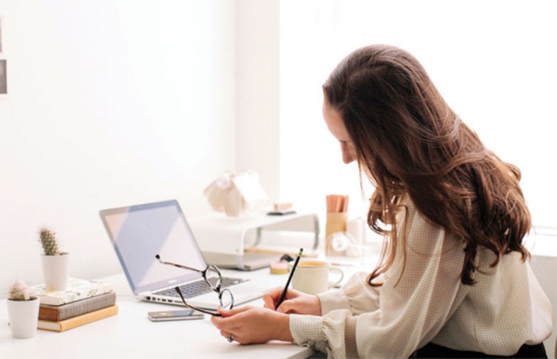 Hãy làm việc chăm chỉ và độc lập