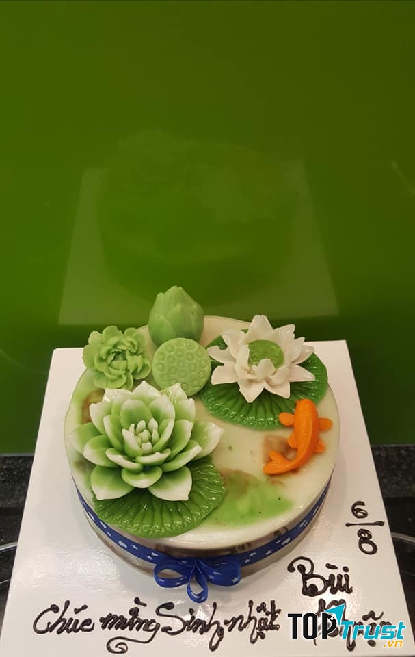 Bánh sinh nhật rau câu được thiết kế đặc biệt, khách hàng hoàn toàn có quyền lựa chọn kiểu dáng theo mong muốn của mình.