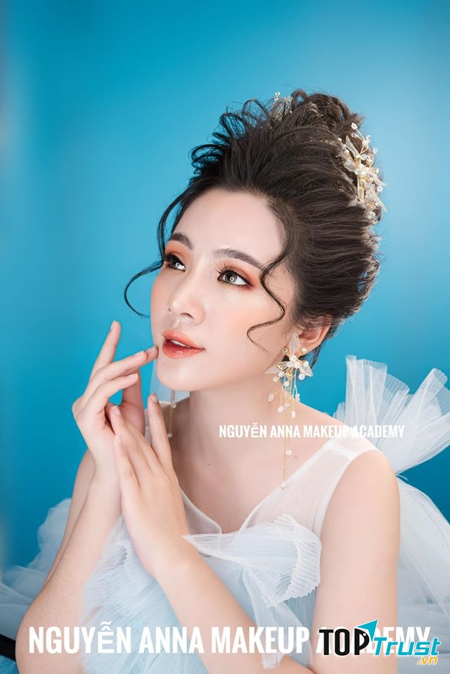 Nguyễn Anna Makeup