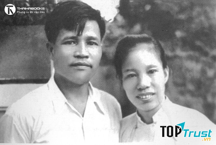 Nguyễn Chí Thanh và vợ