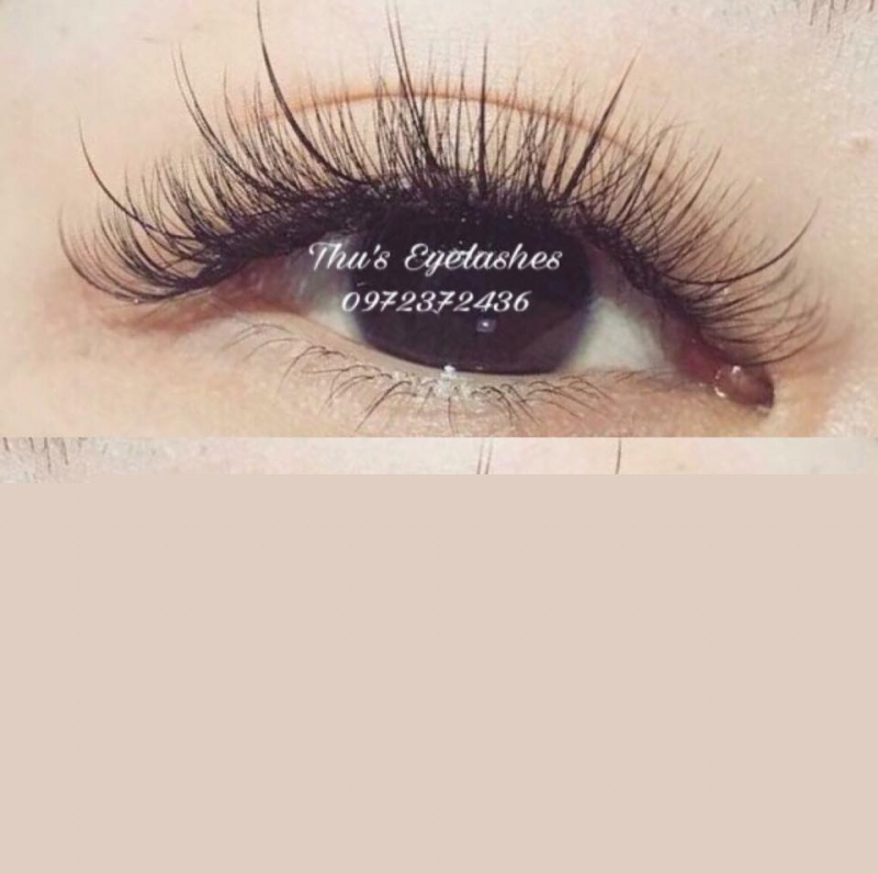 Nguyễn Hoài Thu Nối Mi (Thu's Eyelashes)
