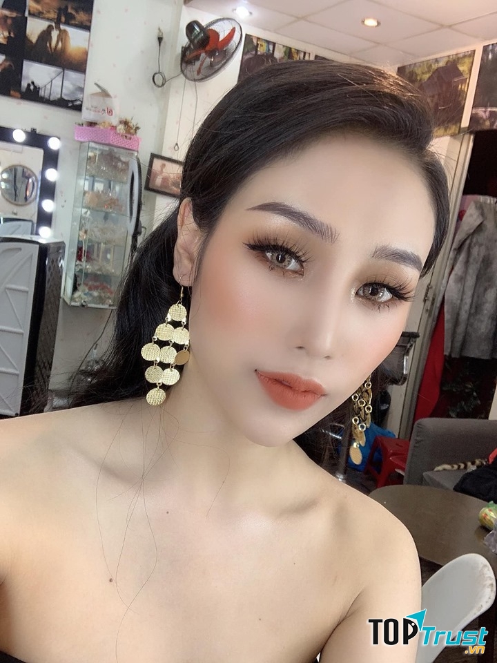 Nguyễn Huệ make up (Dangchuc studio)