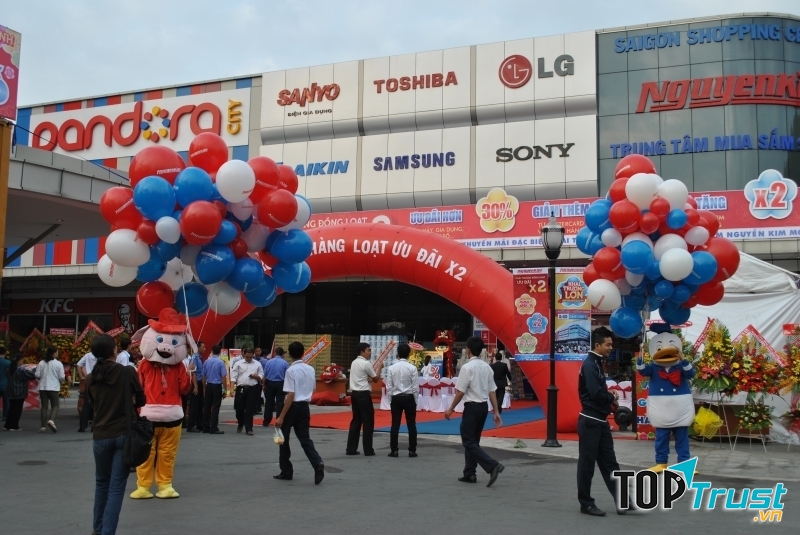 Cửa hàng thuộc hệ thống Nguyễn Kim