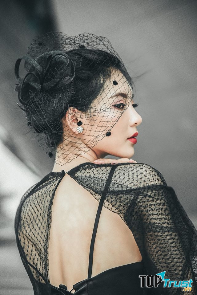 Khi đến ﻿Nguyên Lực Studio, với nhưng stylist, thợ makeup, thợ chụp nhiệt tình và chiều khách, các bạn sẽ thật sự cảm thấy thoải mái, vui vẻ