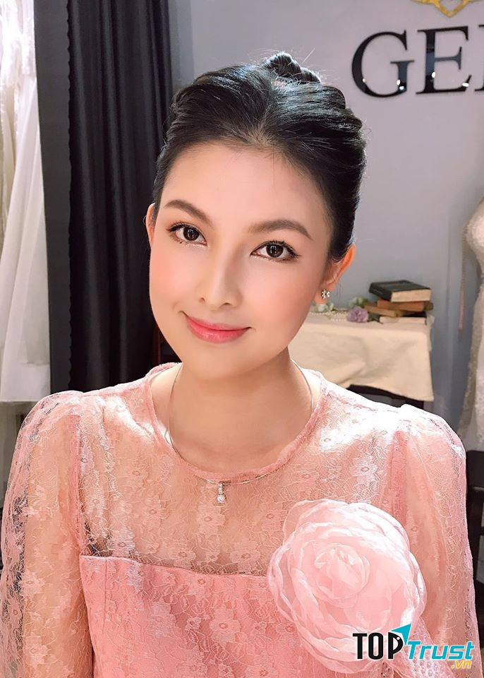 Nguyễn Ngọc Hiền Makeup (GEM)
