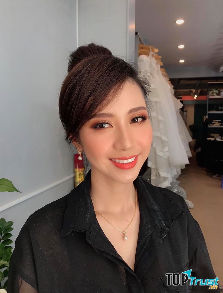Nguyễn Ngọc Hiền Makeup (GEM)