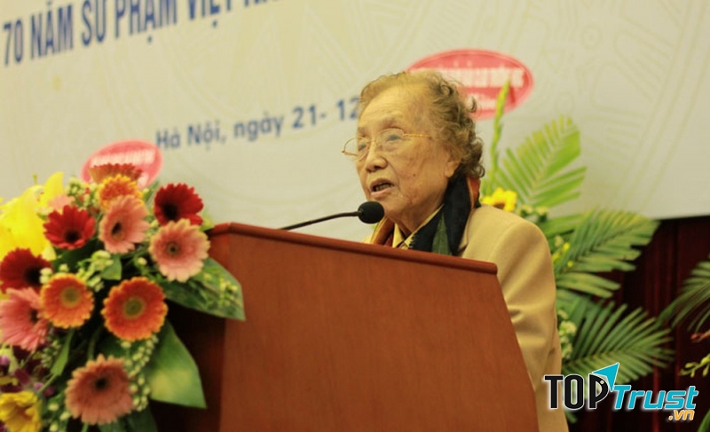 Nguyên Phó chủ tịch nước Nguyễn Thị Bình