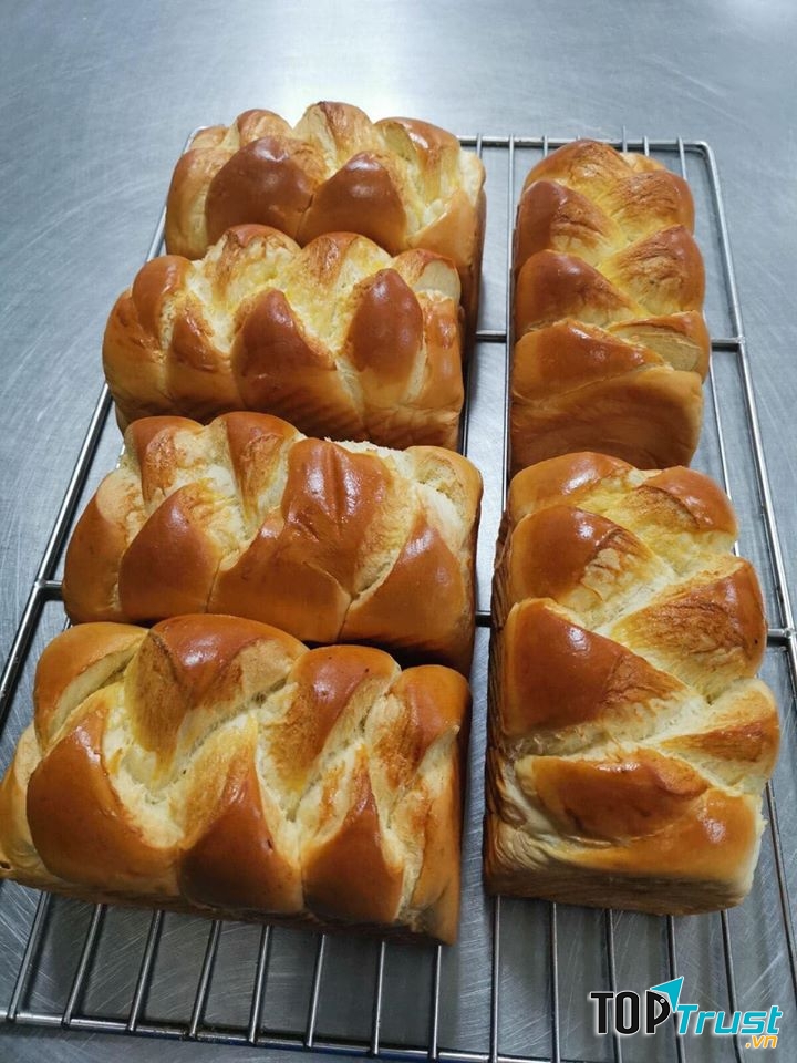 Nguyễn Sơn Bakery