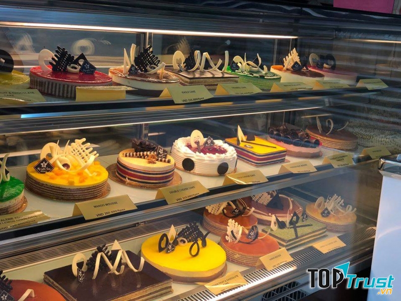 Nguyễn Sơn Bakery