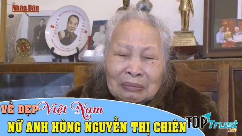 Bà là nữ anh hùng đầu tiên của quân đội nhân dân Việt Nam.
