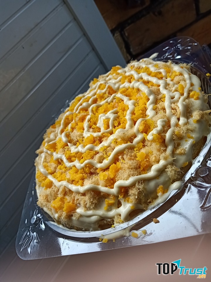 Bông lan trứng muối 