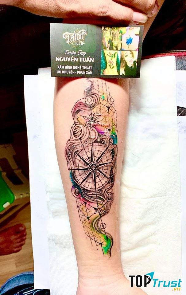 Nguyễn Tuấn tattoo
