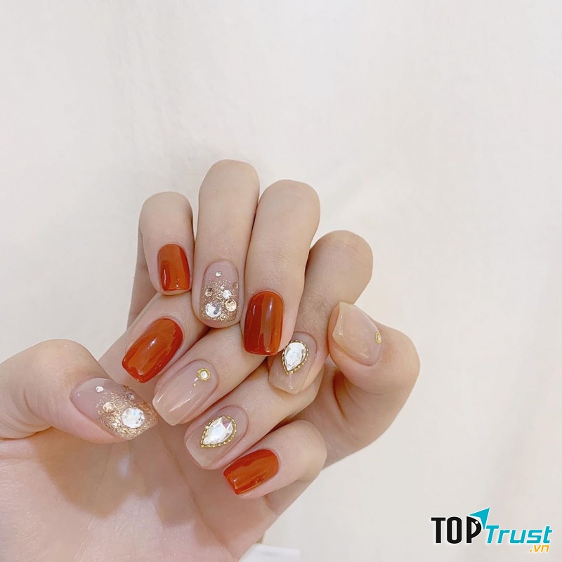 Nguyệt Nails