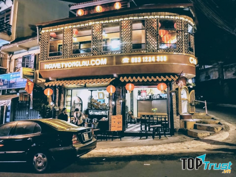 Nguyệt Vọng Lầu