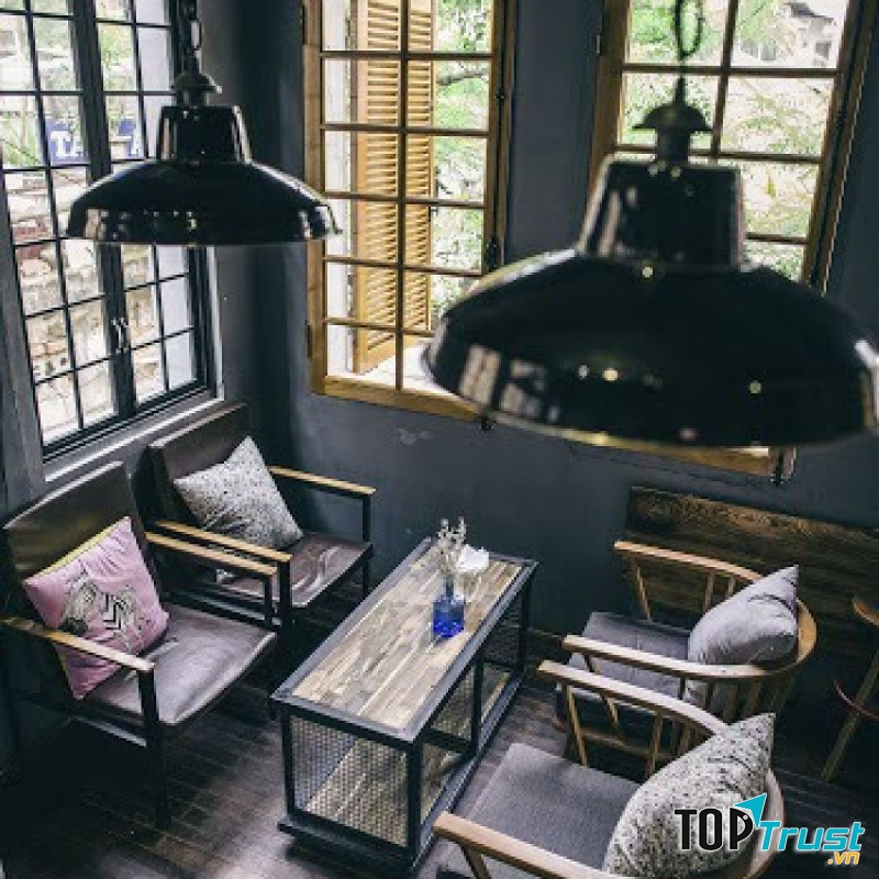 Nhà 9NKC Fusion Restaurant & Cafeteria