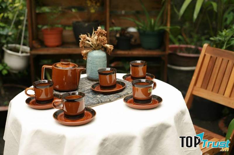 Nhà Có Hai Người Store