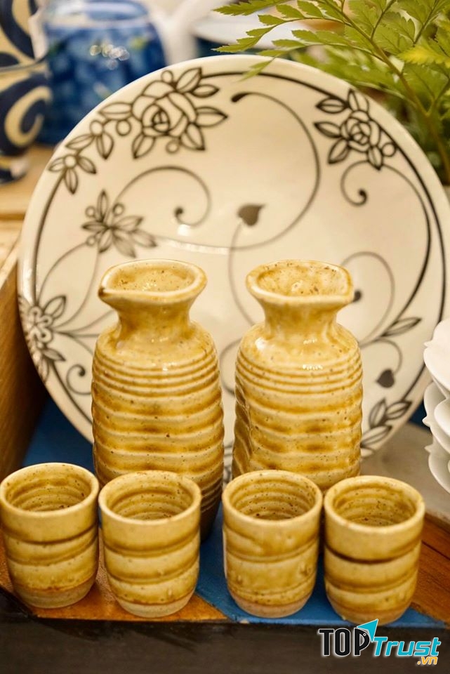 Nhà Có Hai Người Store