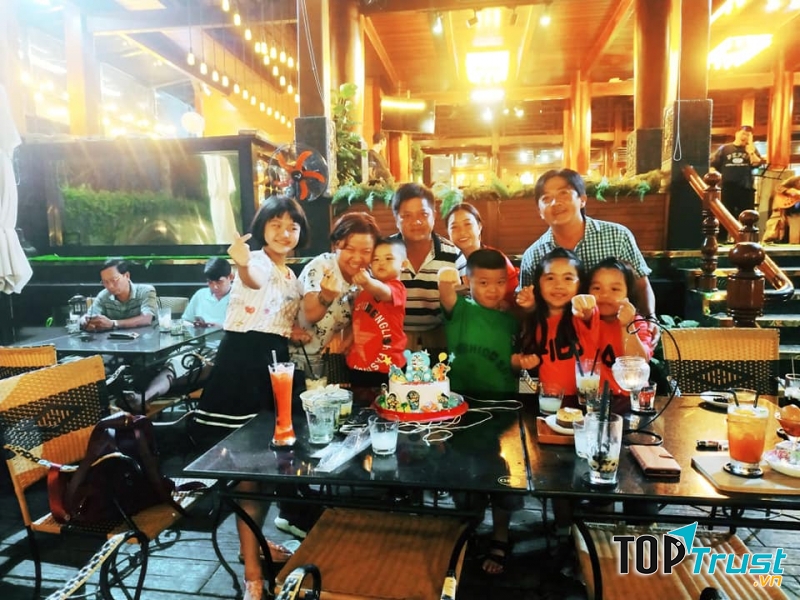 Nhà Gỗ Cafe - Wood House Coffee