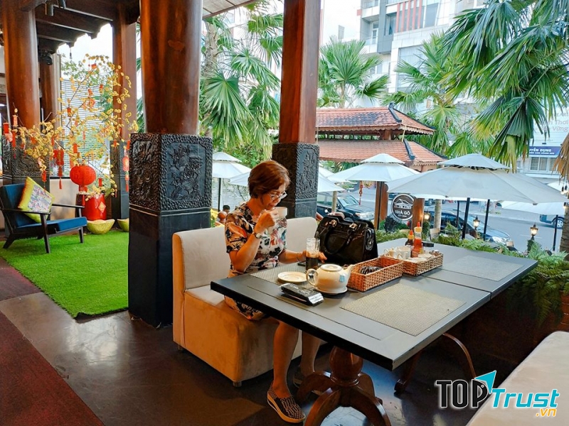 Nhà Gỗ Cafe - Wood House Coffee