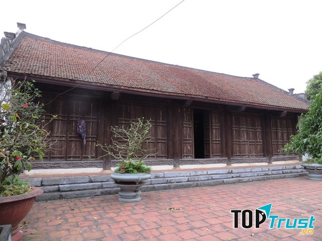 Nhà gỗ của quan Tổng đốc Sơn Tây