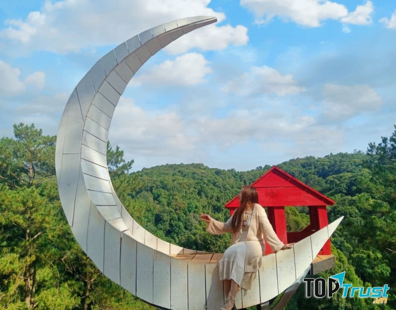 Nhà Gỗ Trên Cây