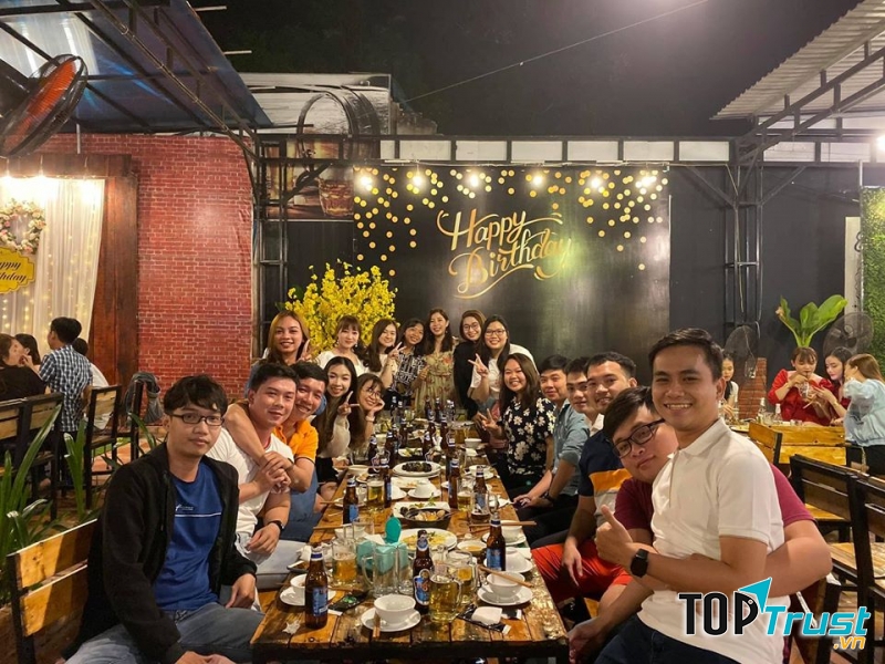 Nhà hàng AEm - Beer Garden - Không gian lí tưởng để tổ chức sinh nhật