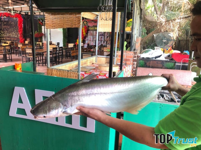 Nhà hàng AEm - Beer Garden với các món ăn tươi sống