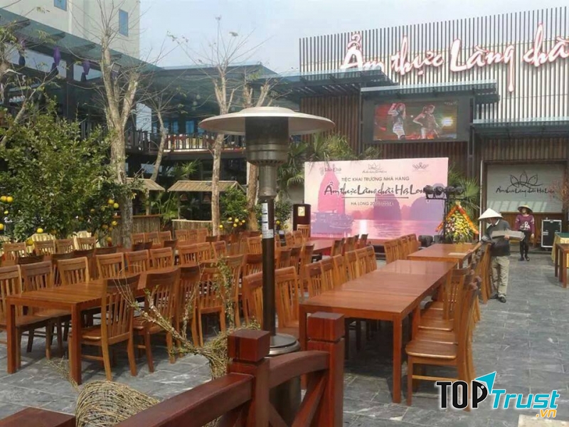 Nhà hàng ẩm thực Làng chài Hạ Long