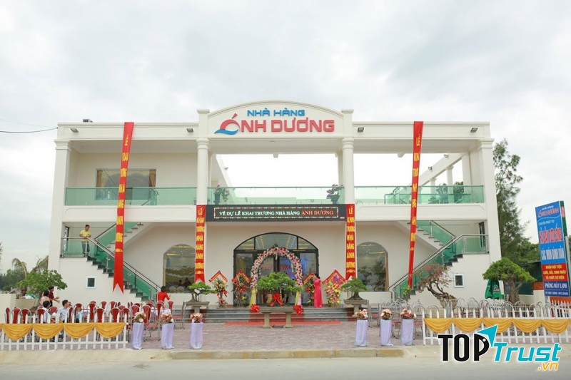 Nhà hàng Ánh Dương