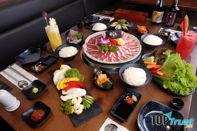 Nhà hàng ANRAKUTEI