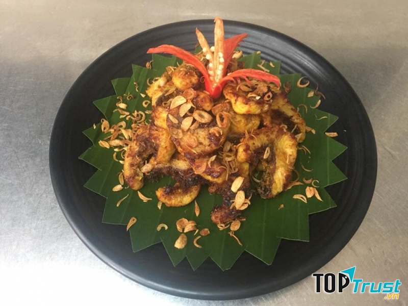 Món ăn tại nhà hàng ANT Club Hoa Lư